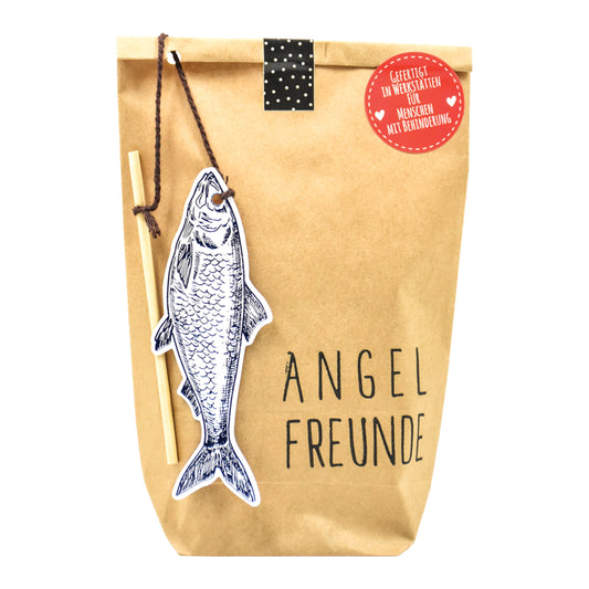 Wundertüte in braun für Angelfreunde mit Fisch an der Angel als Geschenk für Angler